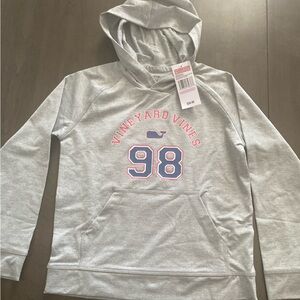 Boys Vineyard Vines hoodie - size 6